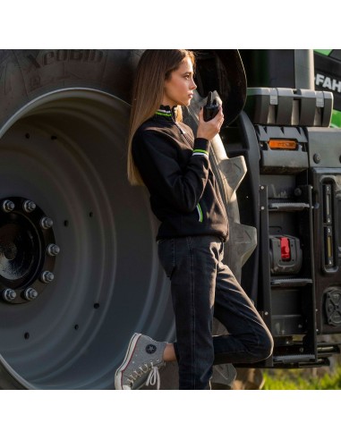 Midland XT70 walkie talkie