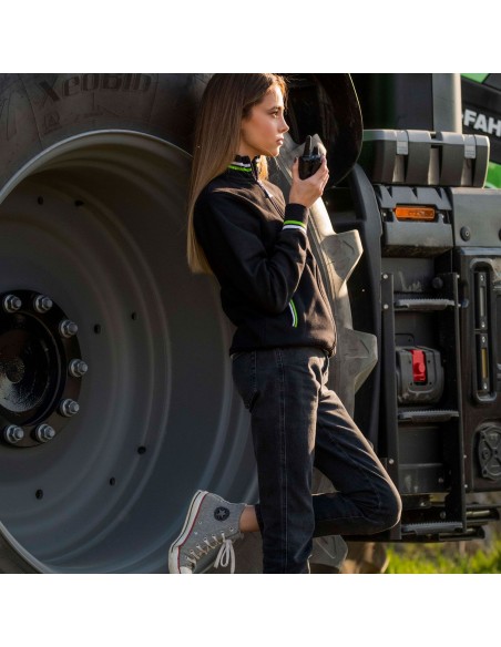 Midland XT70 walkie talkie