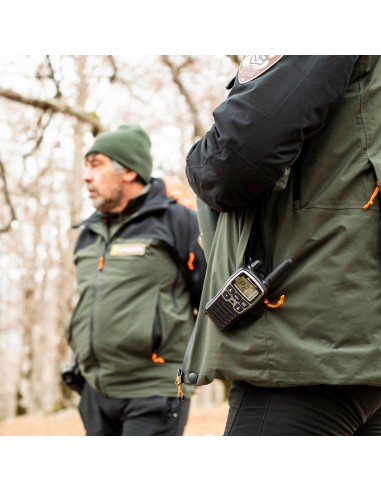 Midland XT70 walkie talkie